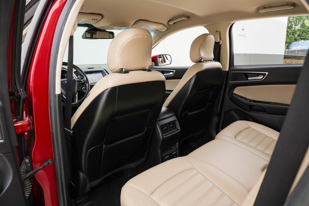 Used 2019 Ford Edge SEL w/ Equipment Group 201A FWD image 28