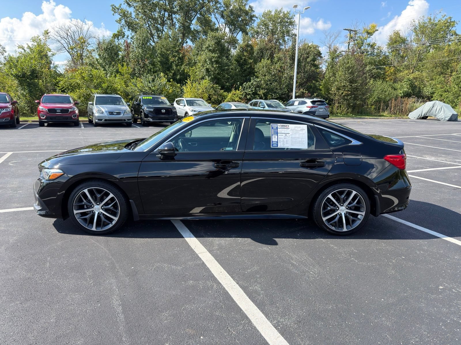 Used 2024 Honda Civic Touring image 3