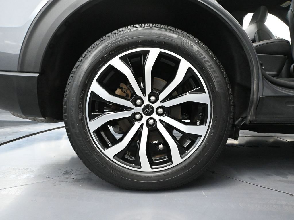 Used 2022 Ford Explorer ST-Line w/ Class IV Trailer Tow Package image 14