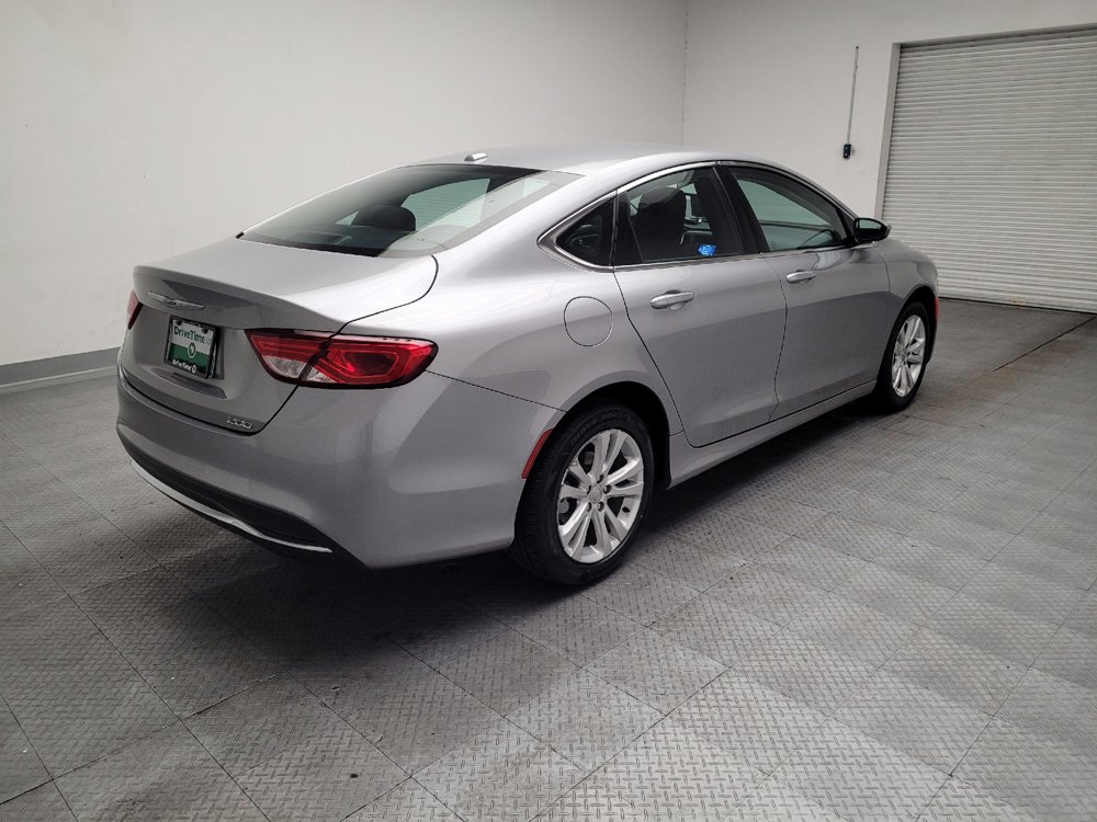 Used 2015 Chrysler 200 Limited w/ Convenience Group FWD image 9