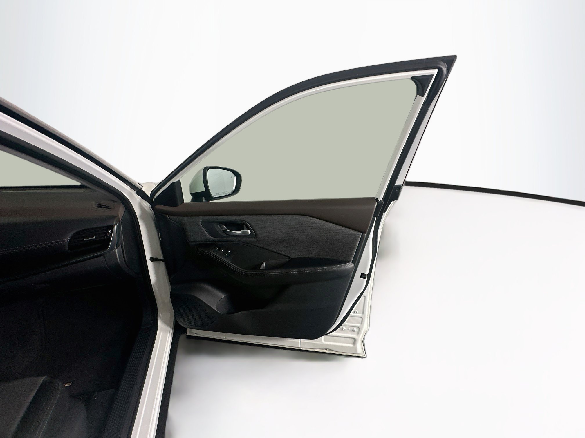 Used 2021 Nissan Rogue SV FWD image 30