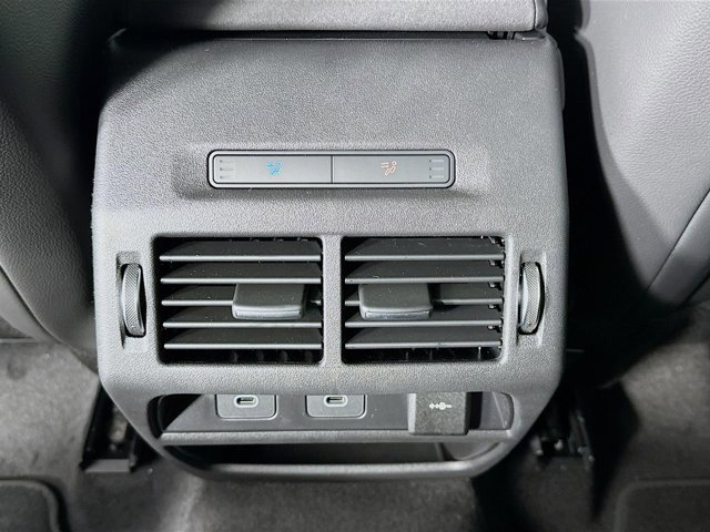 New 2026 Land Rover Discovery Sport Landmark image 27