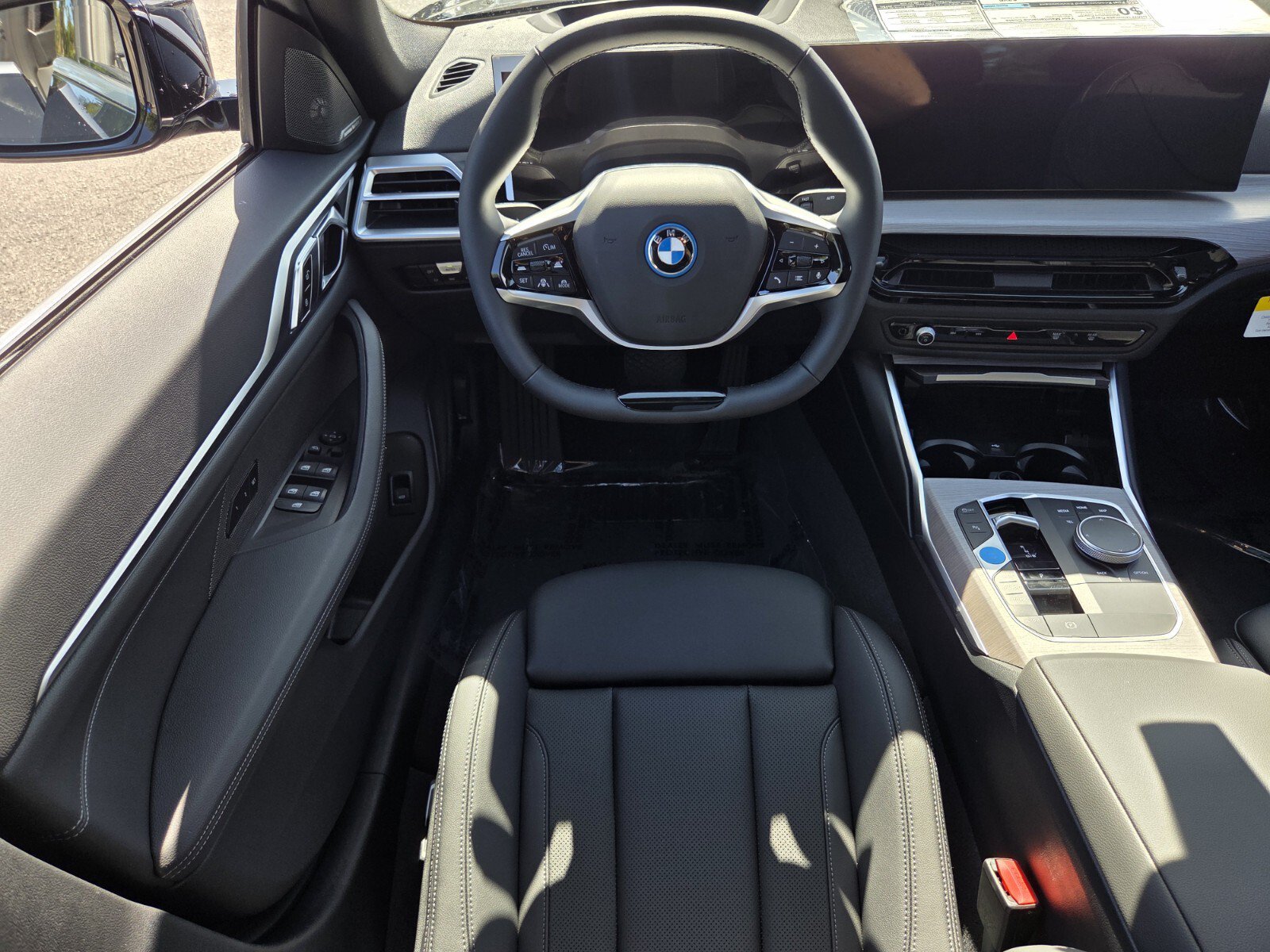 New 2026 BMW i4 eDrive40 w/ Premium Package RWD image 12