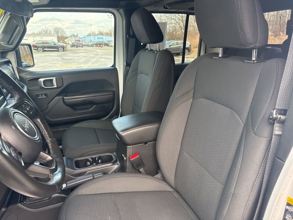 Used 2021 Jeep Gladiator Sport image 34