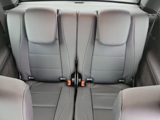 Used 2025 Mercedes-Benz GLS 450 4MATIC image 12
