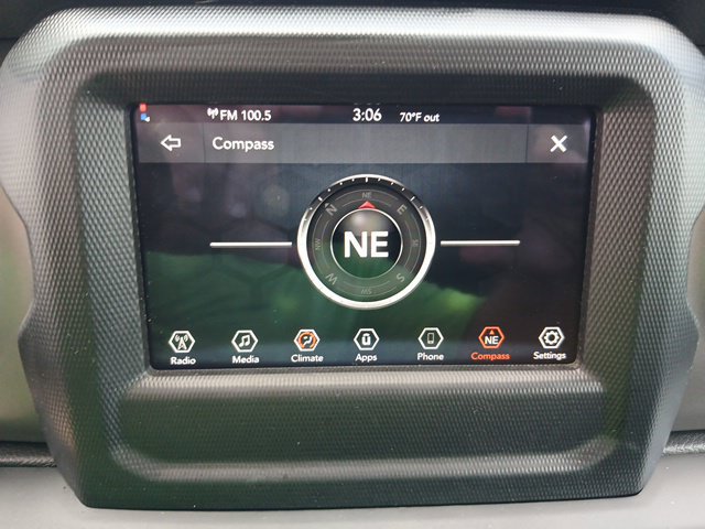 Used 2022 Jeep Gladiator Sport AWD/4WD image 35