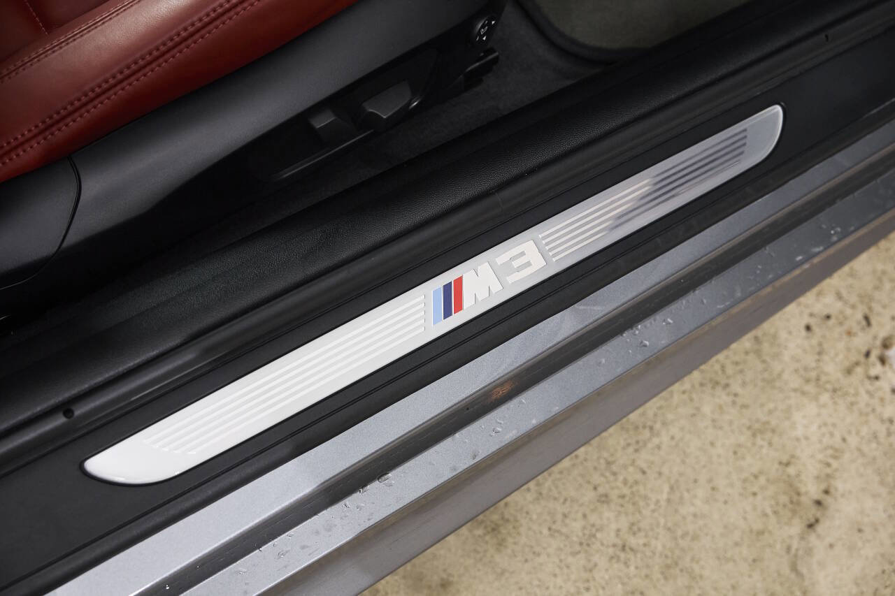Used 2011 BMW M3 Coupe RWD image 87