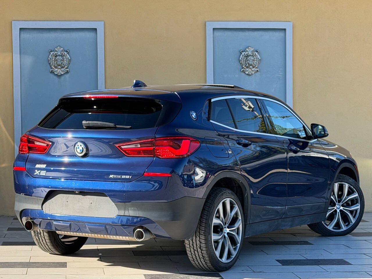 Used 2018 BMW X2 xDrive28i w/ Convenience Package AWD/4WD image 4