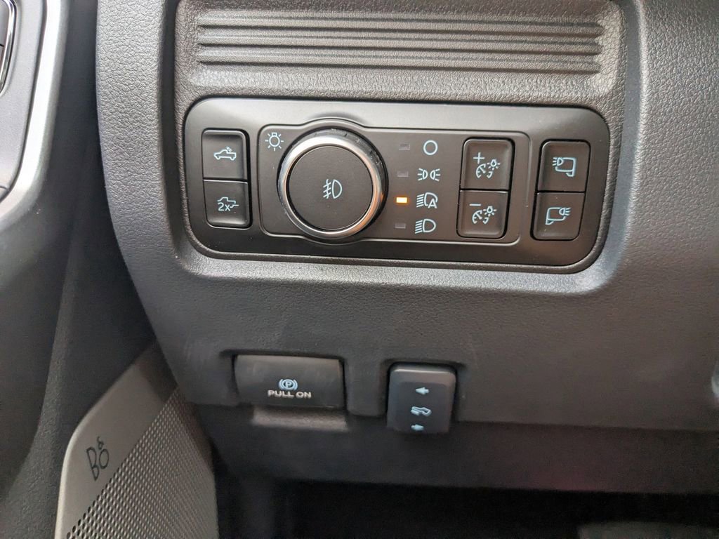 New 2025 Ford F250 Lariat w/ Lariat Ultimate Package image 28