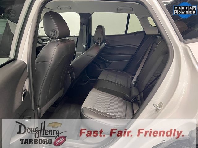 Used 2025 Chevrolet Trax LT FWD image 32