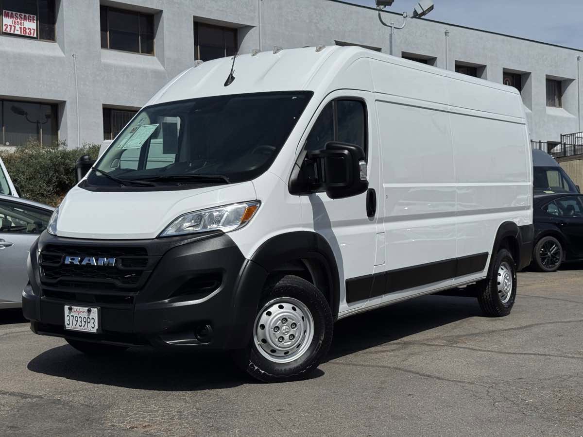Used 2023 RAM ProMaster 2500 FWD image 2