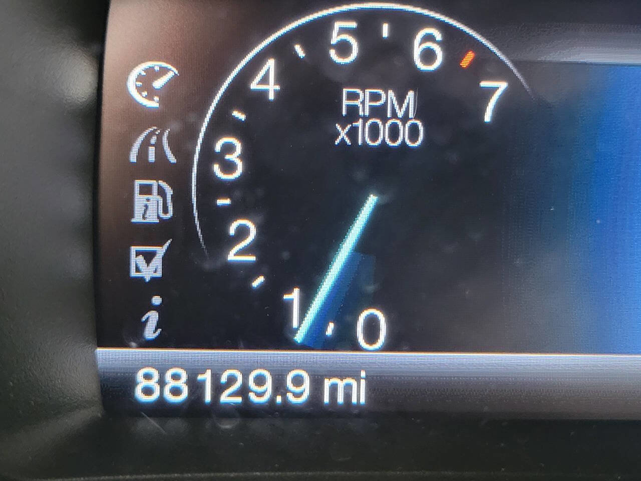 Used 2013 Ford Edge SEL image 28