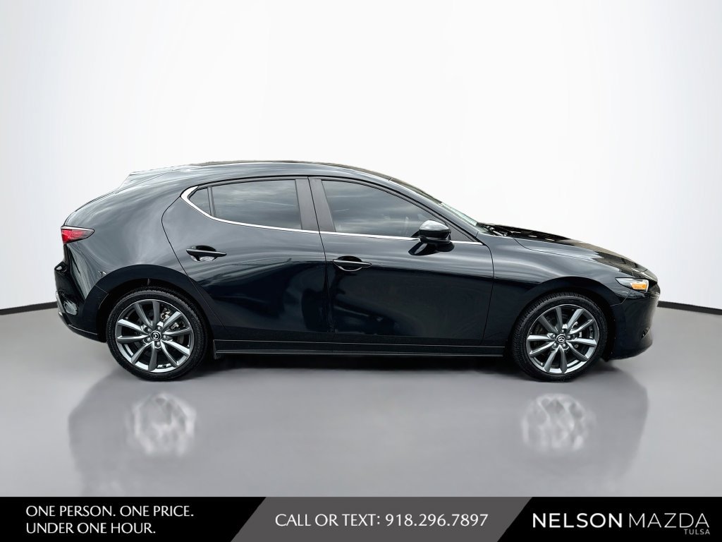 Used 2022 MAZDA MAZDA3 s FWD image 8