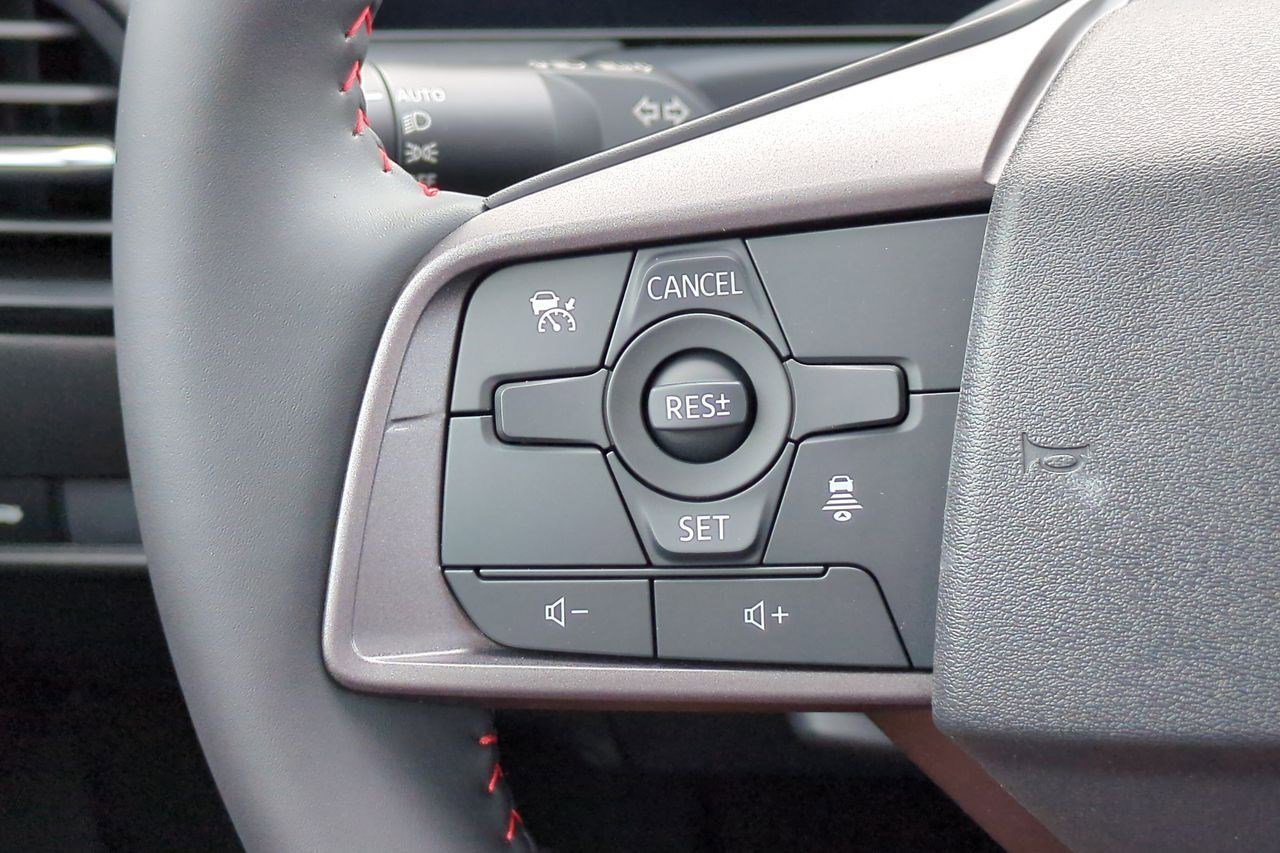 New 2026 Nissan Sentra SR w/ Floor Mat Package FWD image 18