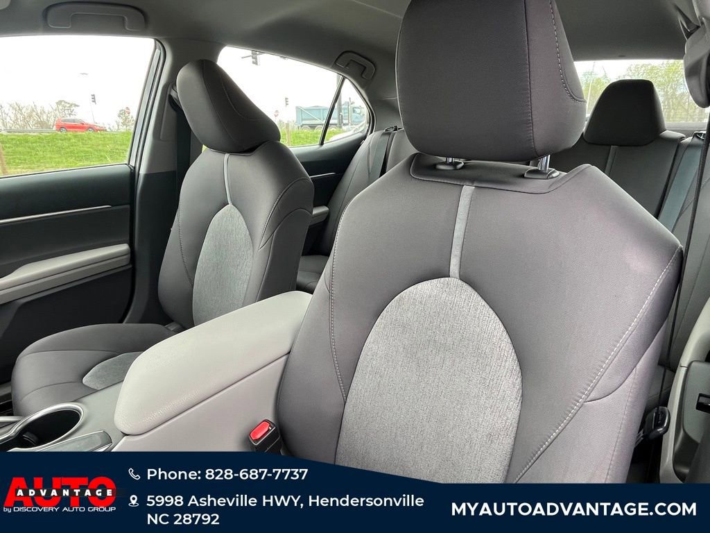 Used 2021 Toyota Camry LE FWD image 8