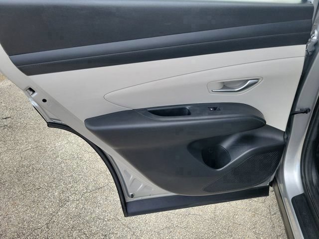 Used 2025 Hyundai Tucson SEL FWD image 16