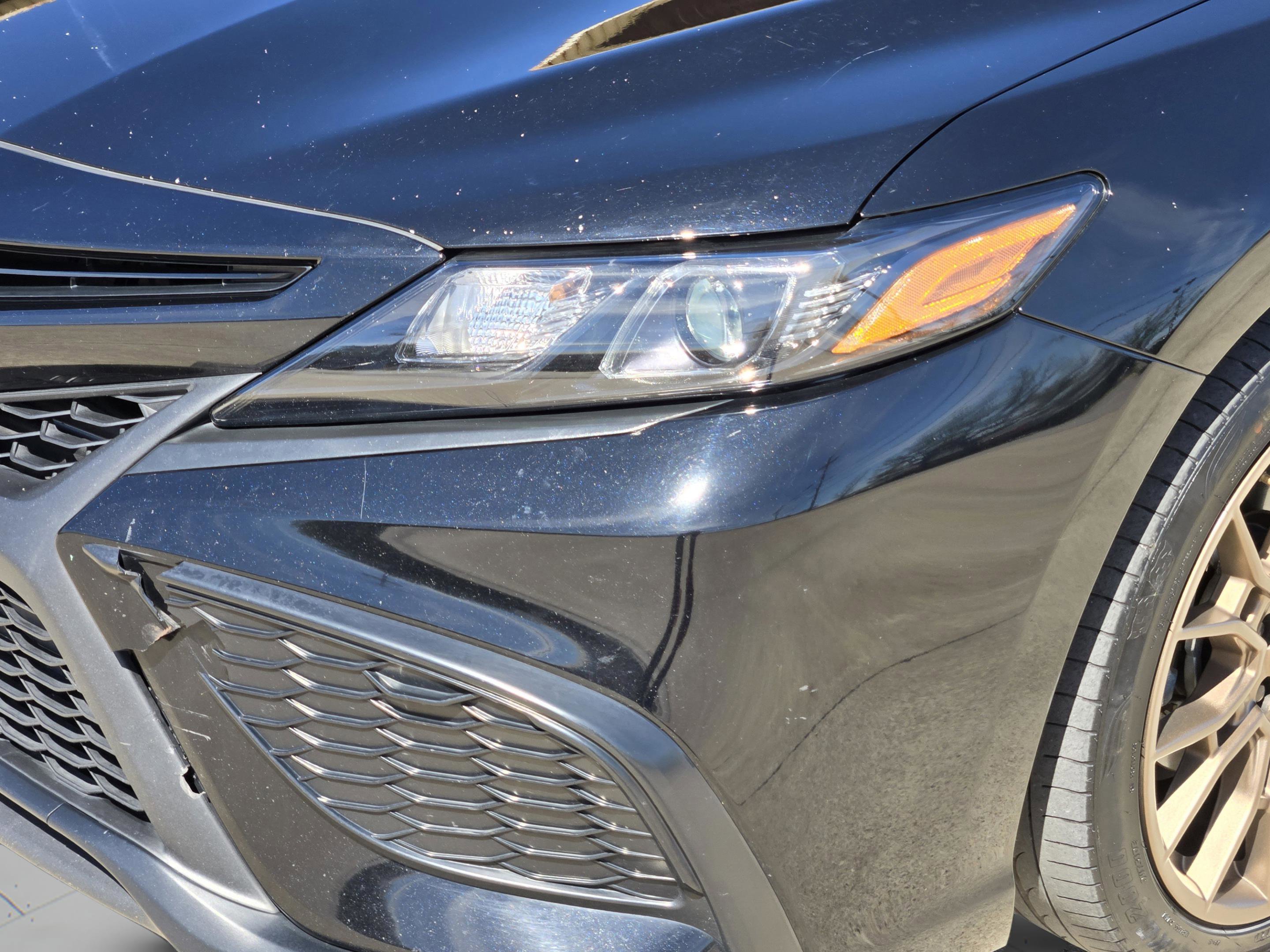 Used 2023 Toyota Camry SE w/ Convenience Package image 14