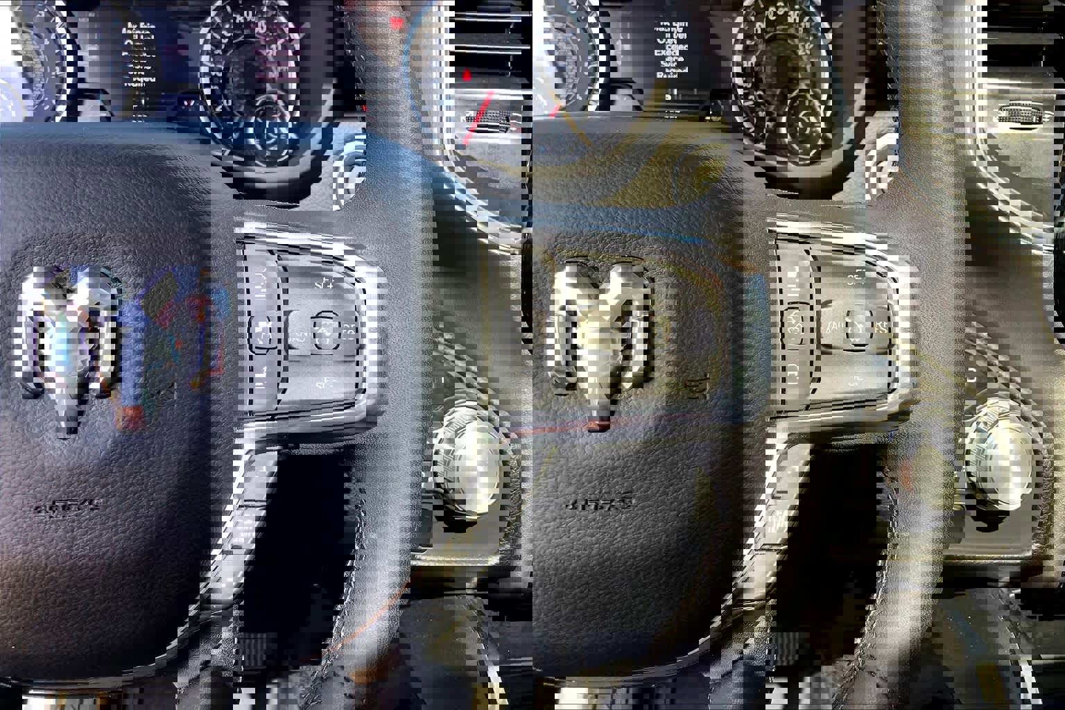 Used 2025 RAM 1500 Laramie w/ Laramie Southwest Edition AWD/4WD image 24