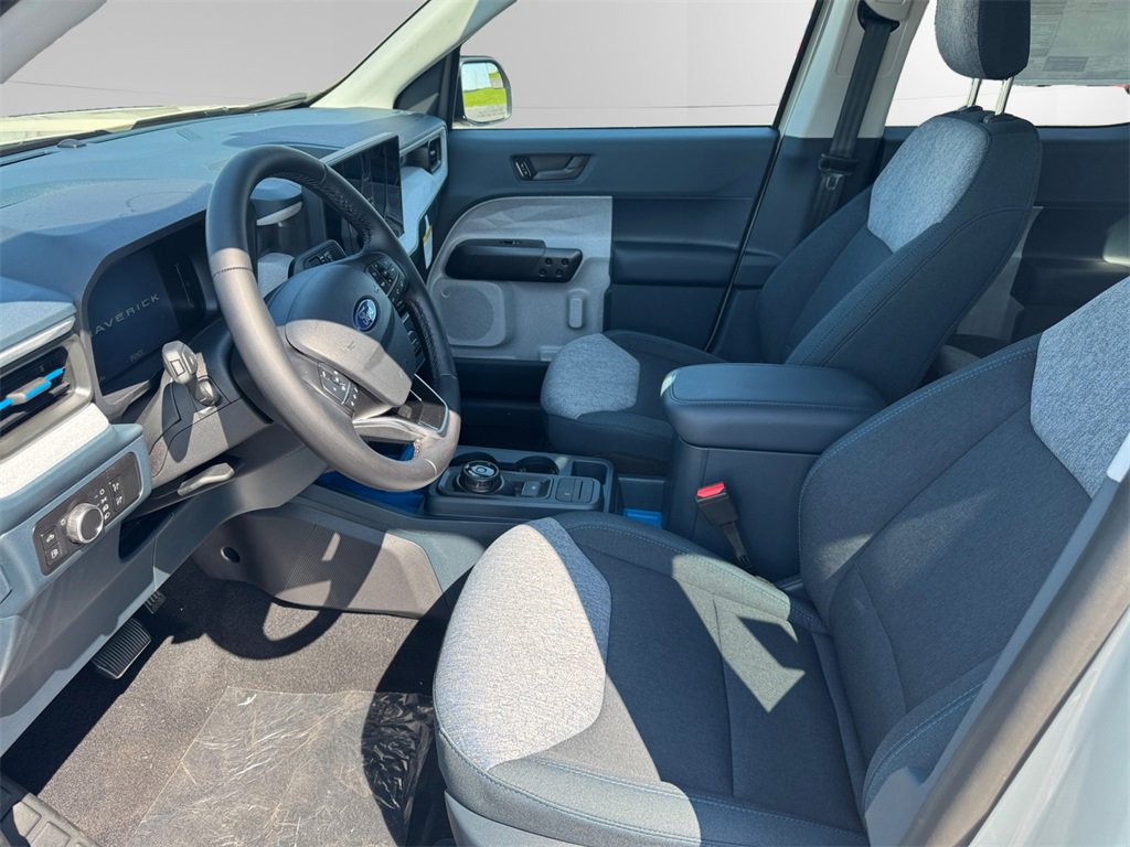 New 2025 Ford Maverick XLT w/ XLT Luxury Package image 13