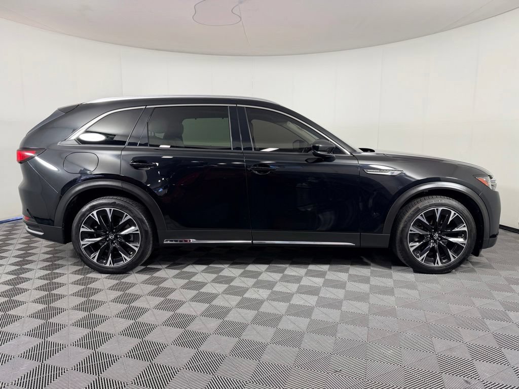 Used 2024 MAZDA CX-90 Plug-In Hybrid w/ Premium Pkg AWD/4WD image 5