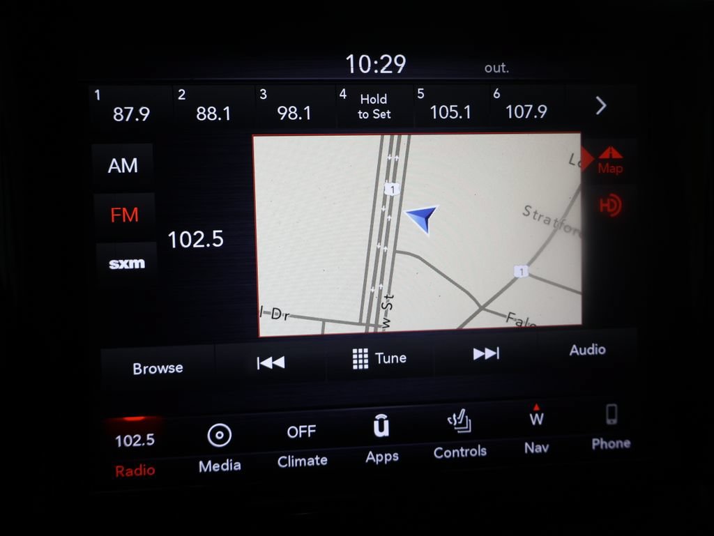 Used 2019 RAM 1500 Laramie AWD/4WD image 24