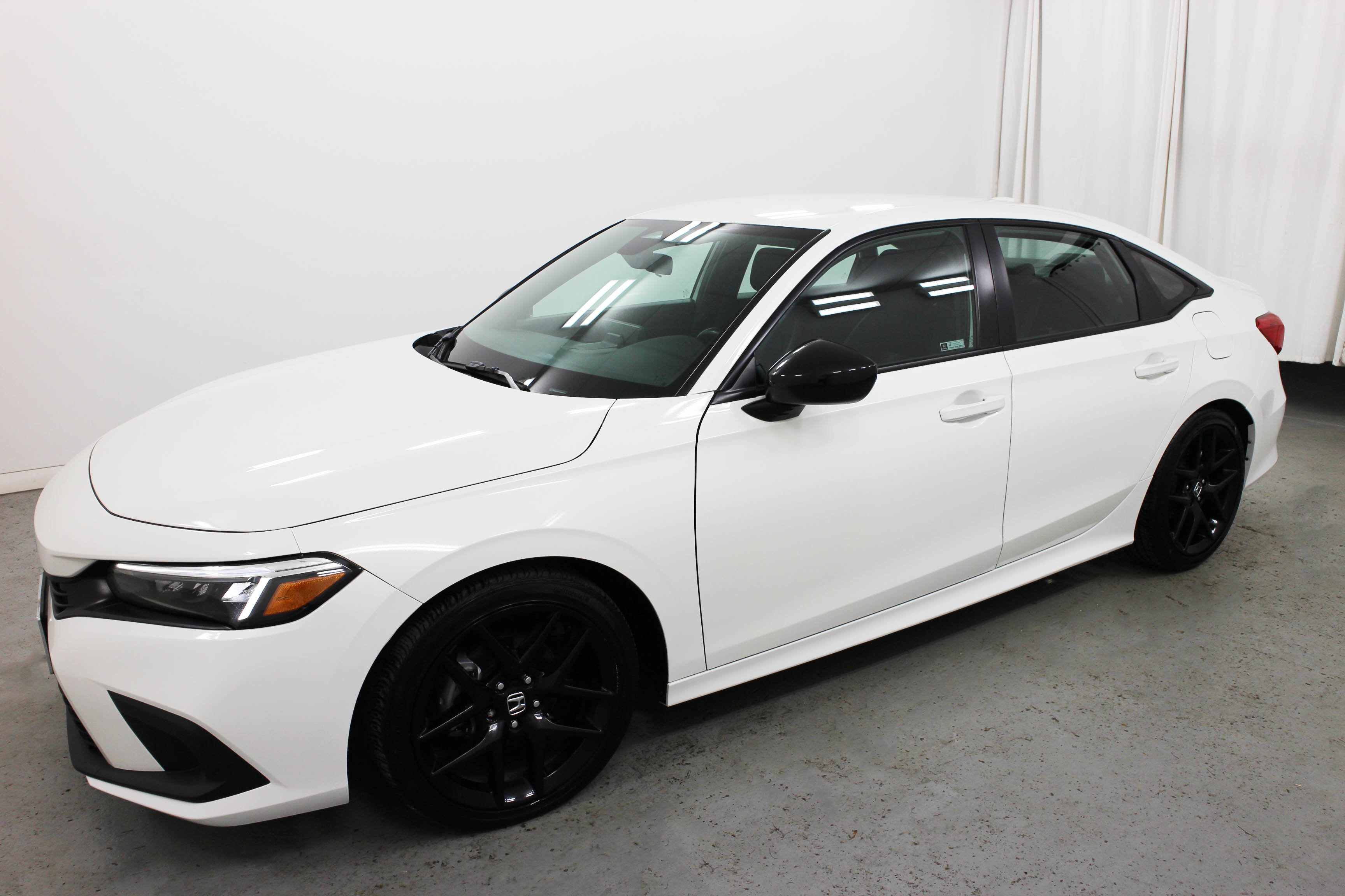 Used 2024 Honda Civic Sport image 4