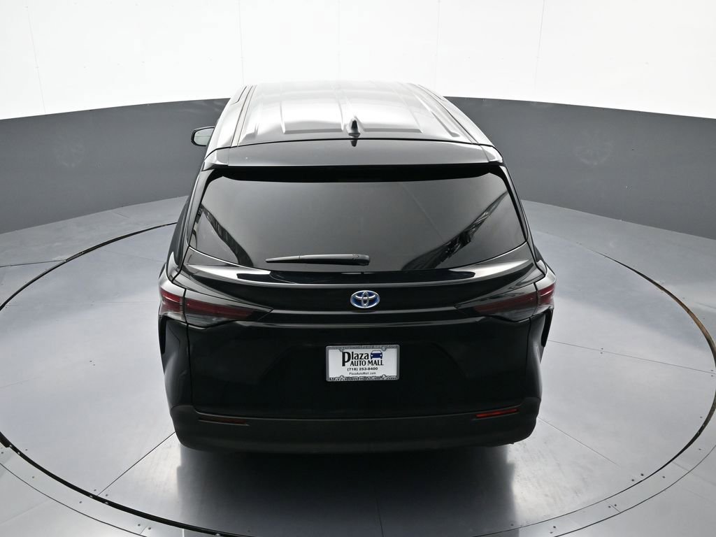 Used 2024 Toyota Sienna LE w/ Protection Package (TMS) AWD/4WD image 35