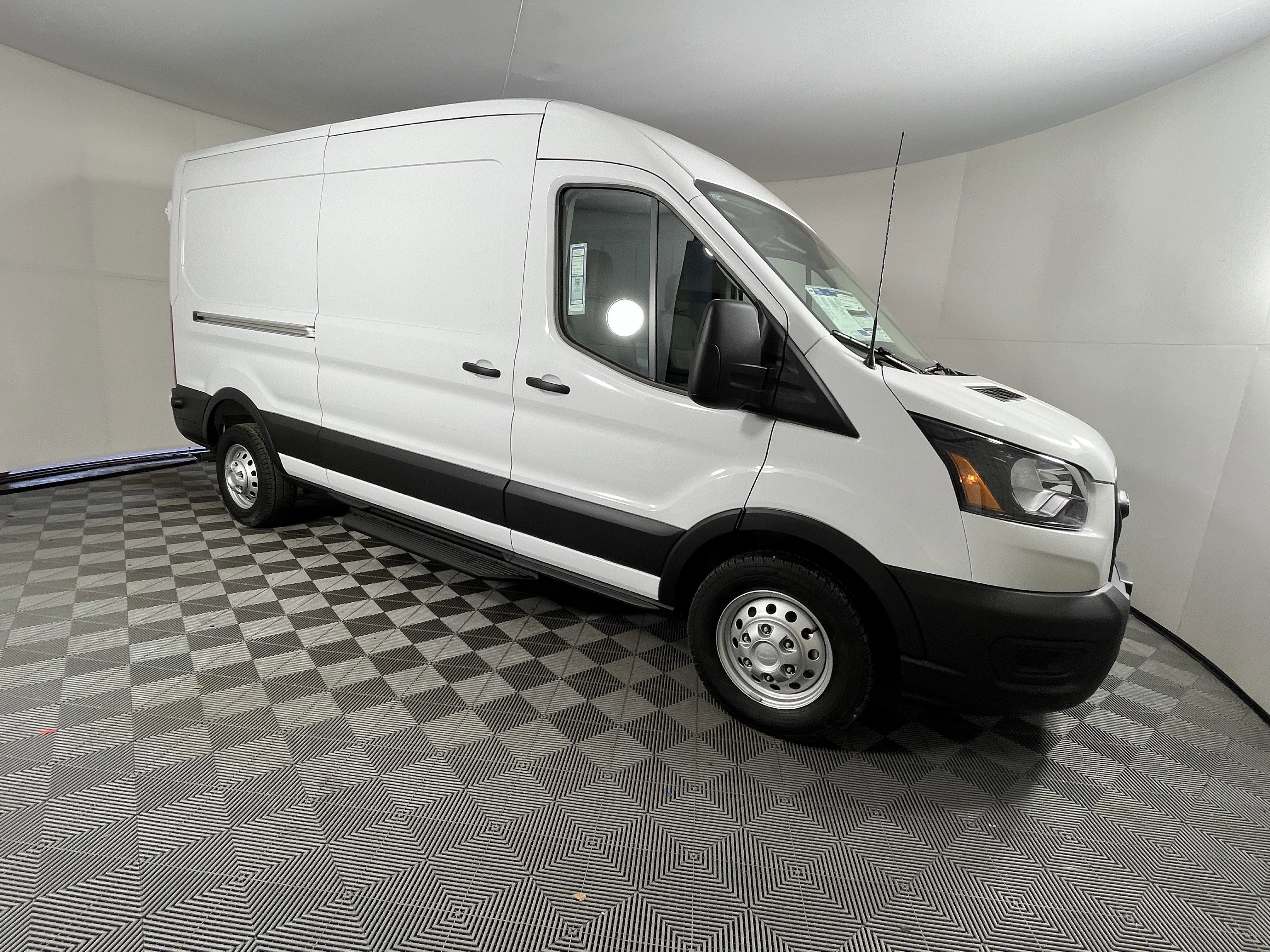 New 2026 Ford Transit 250 148 Medium Roof Extended AWD image 6