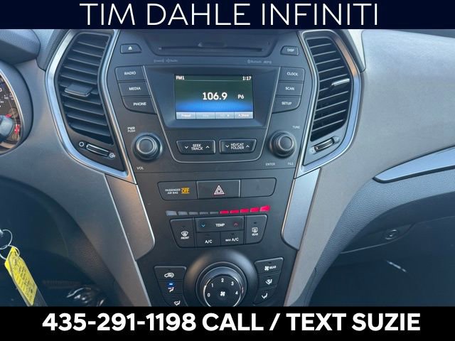 Used 2014 Hyundai Santa Fe GLS image 12