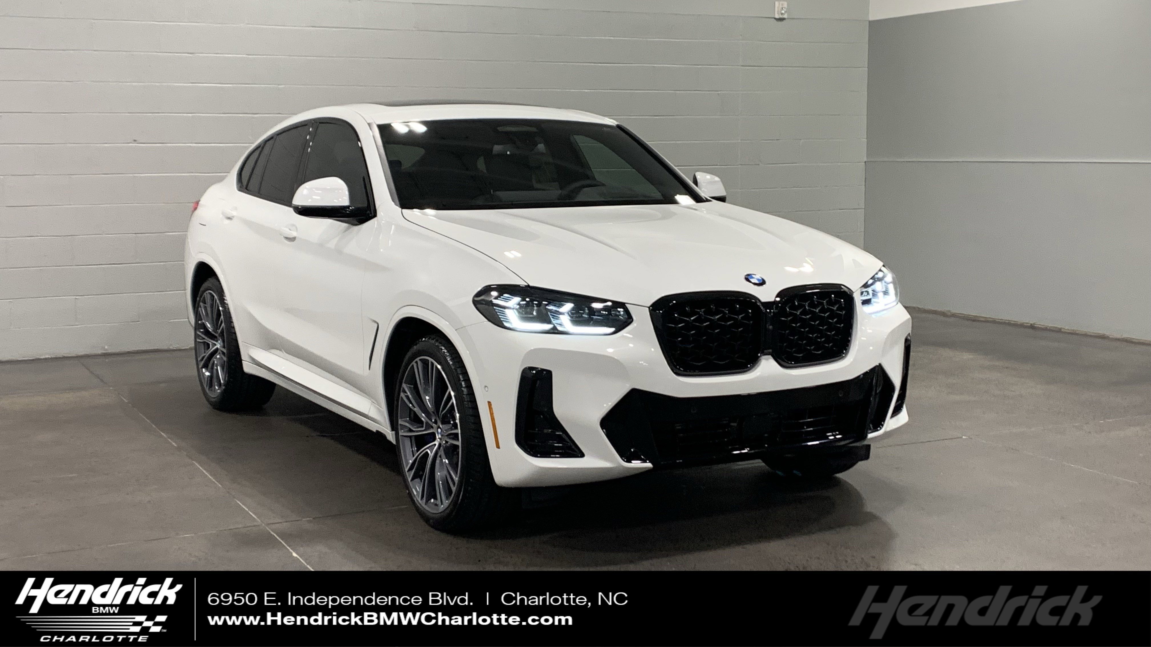 New 2025 BMW X4 xDrive30i w/ Premium Package image 1