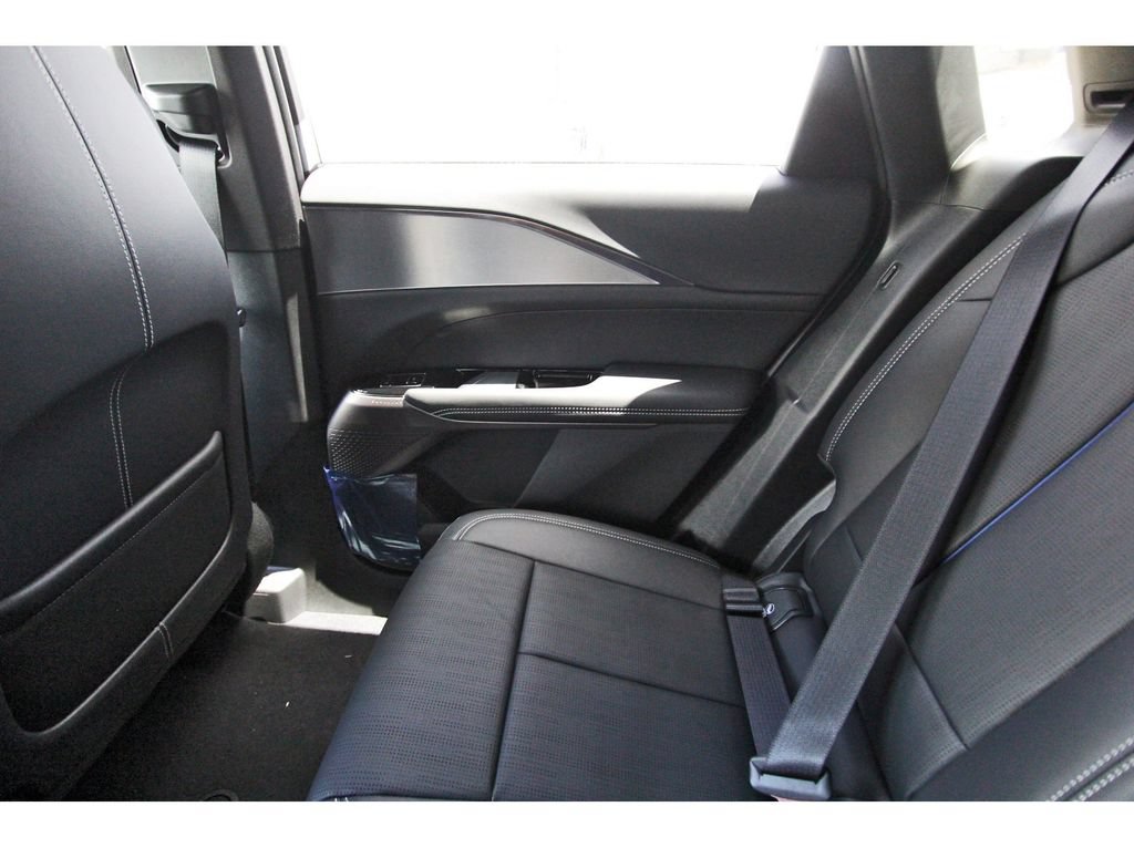 New 2027 Cadillac Lyriq Luxury AWD/4WD image 12