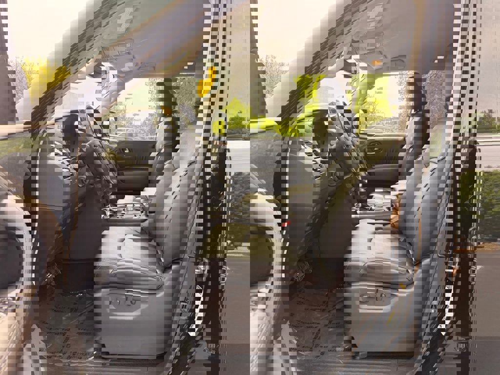 Used 2024 Nissan Armada SV image 24