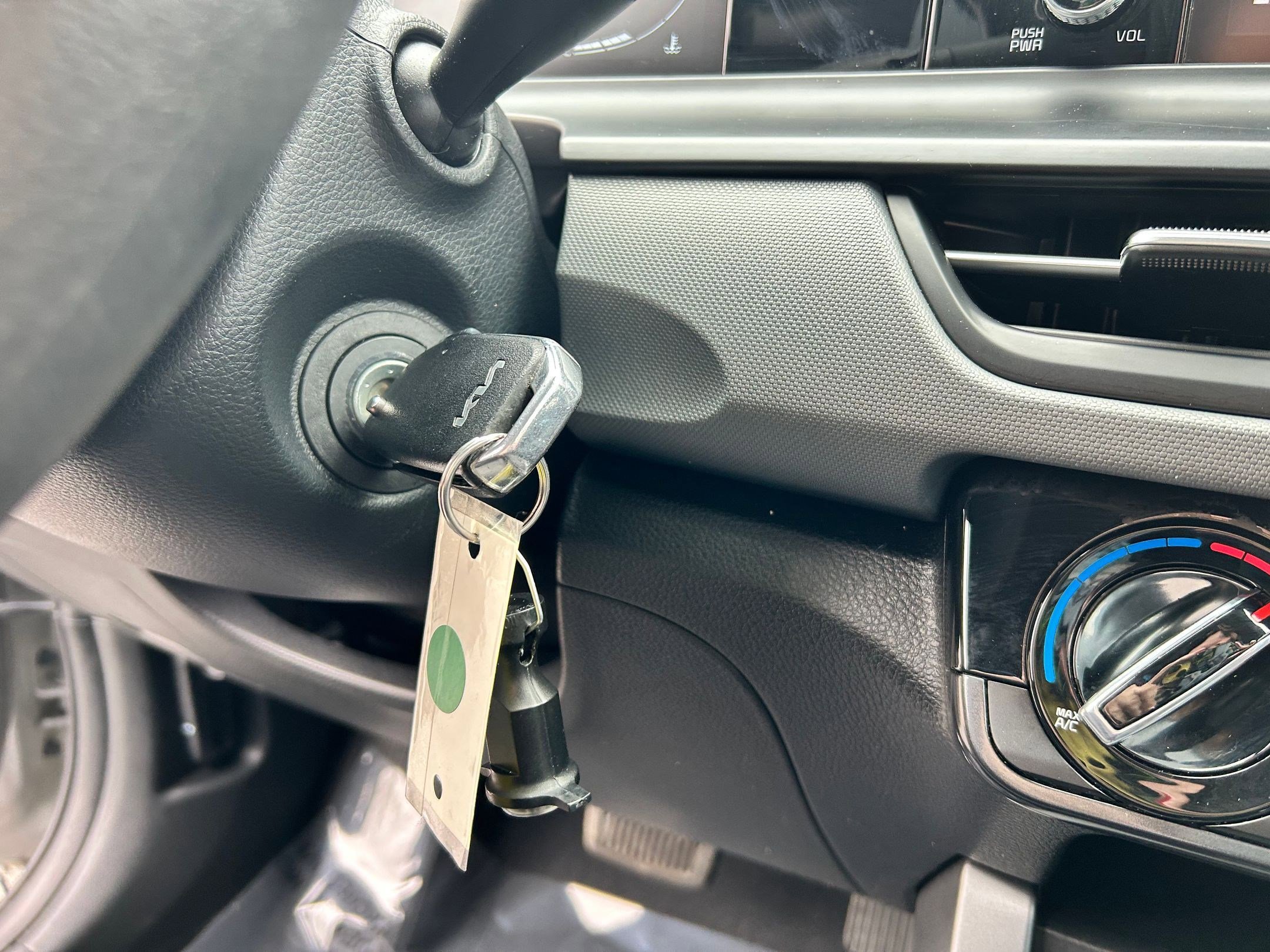 Used 2024 Kia Seltos LX image 17