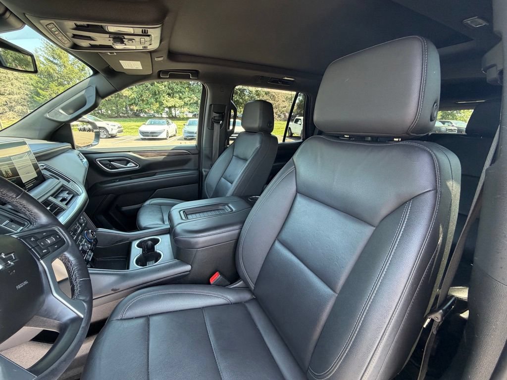 Used 2022 Chevrolet Tahoe Z71 w/ Z71 Off-Road Package AWD/4WD image 7