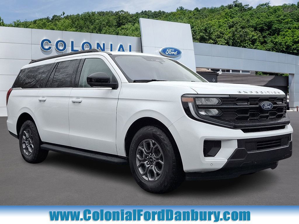 Used 2025 Ford Expedition Max Active RWD image 1