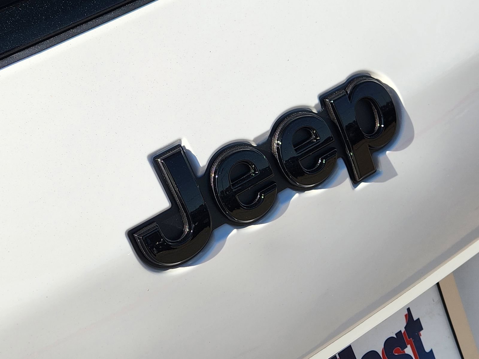 New 2025 Jeep Grand Cherokee L Altitude image 8