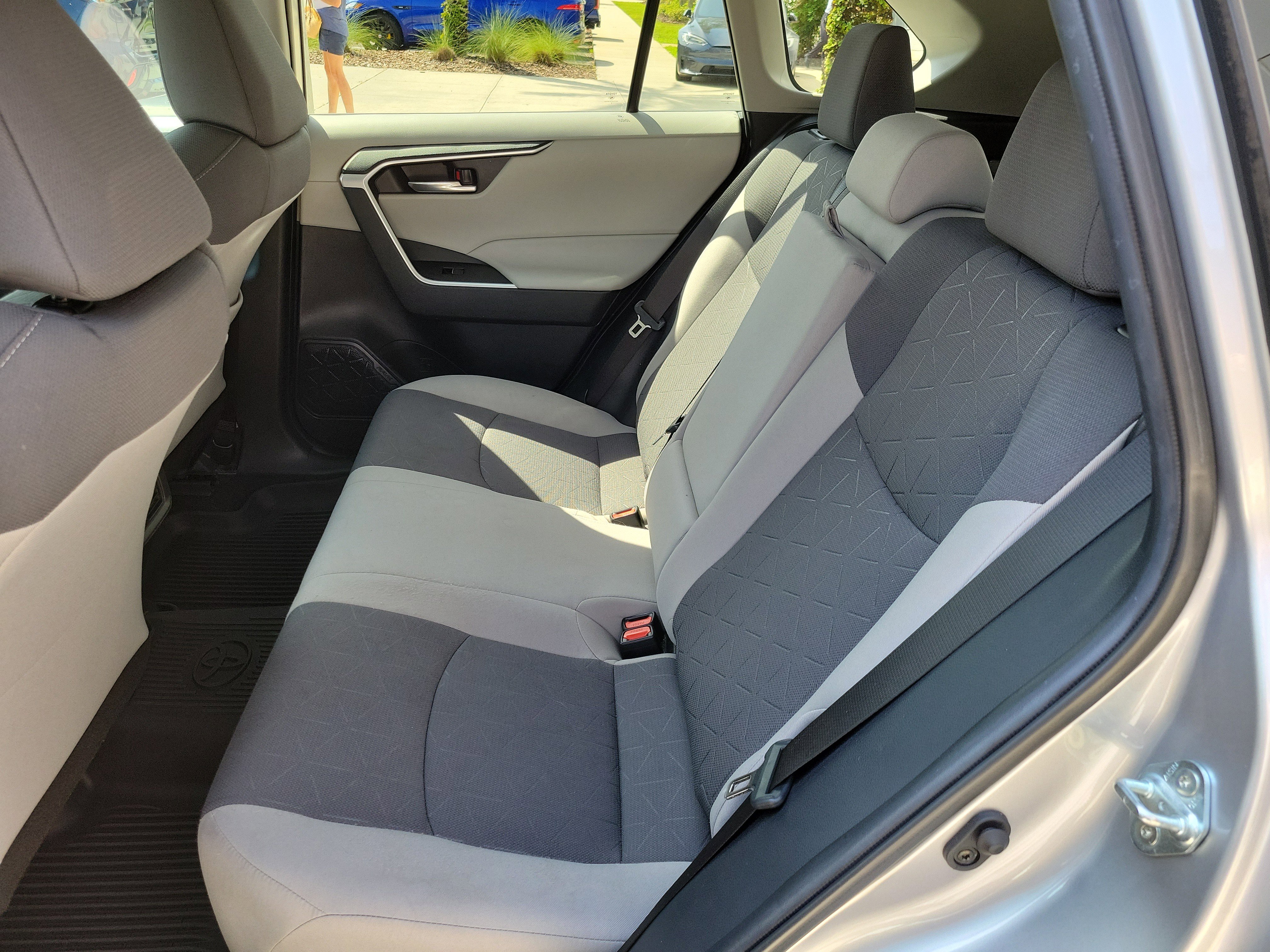 Certified 2023 Toyota RAV4 XLE w/ Convenience Package FWD image 28