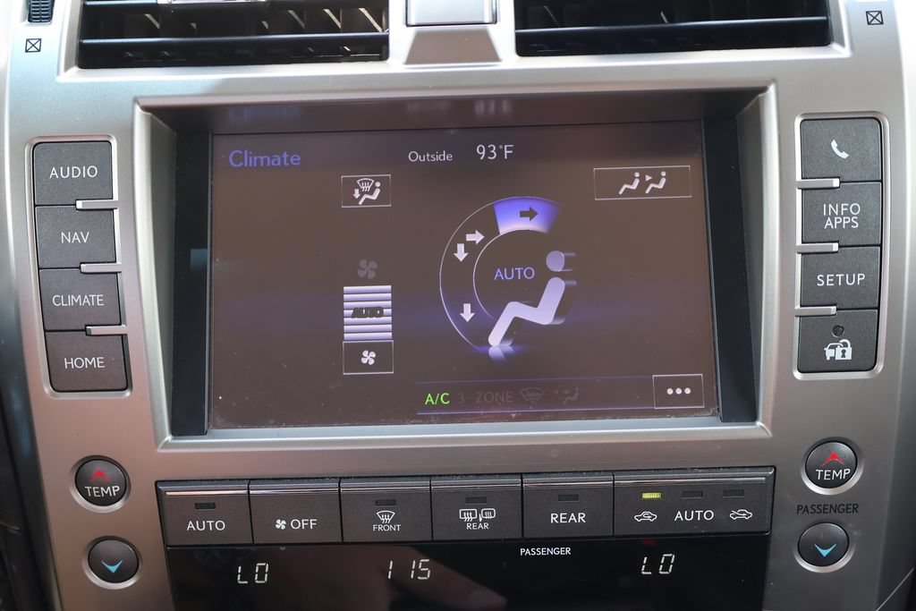 Used 2018 Lexus GX 460 Luxury AWD/4WD image 13