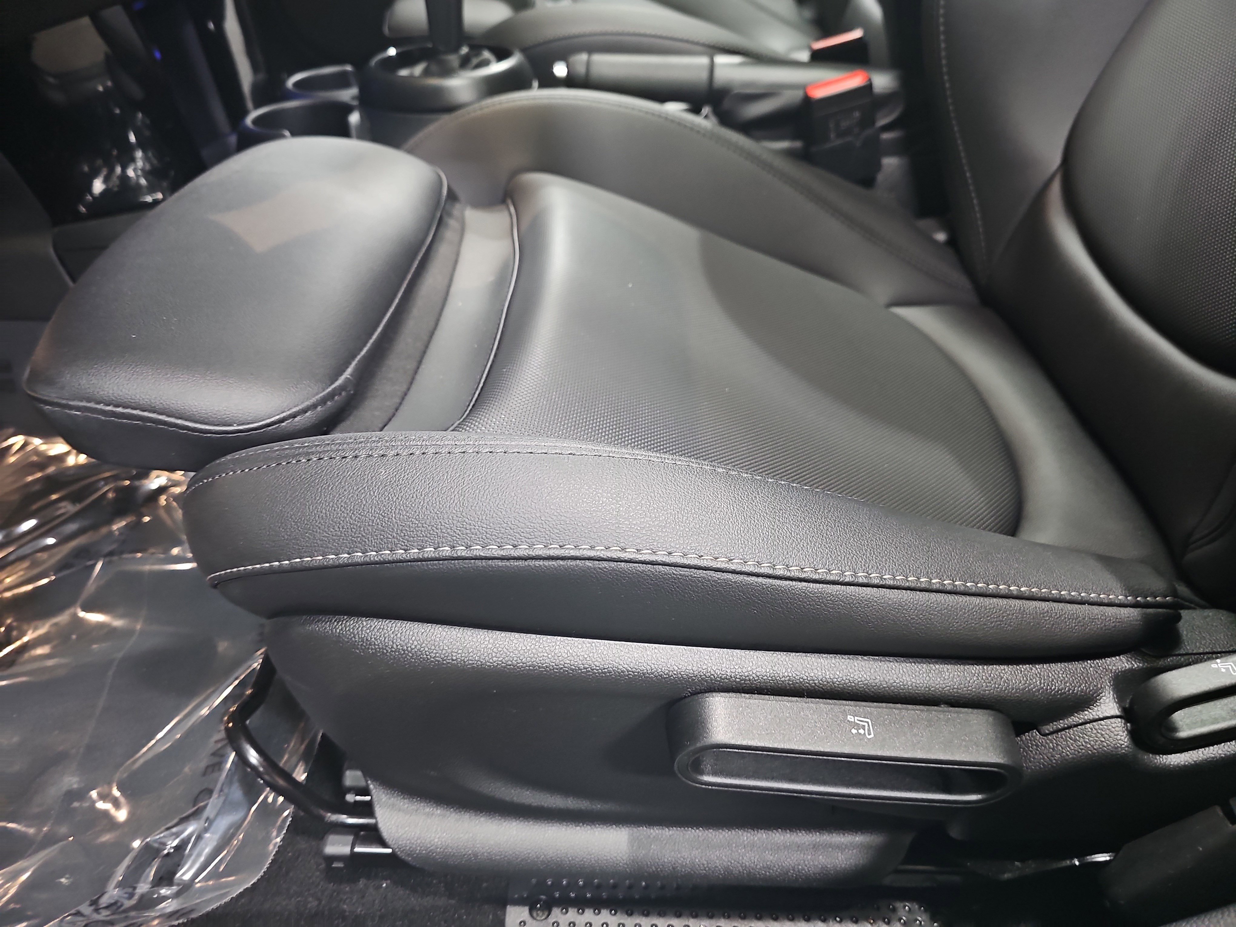 Used 2024 MINI Cooper S image 30