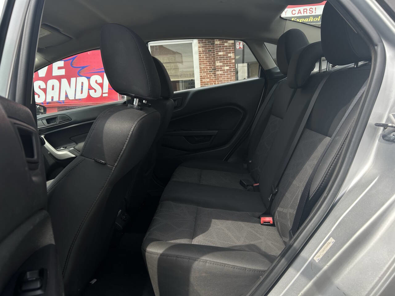 Used 2012 Ford Fiesta SE image 14