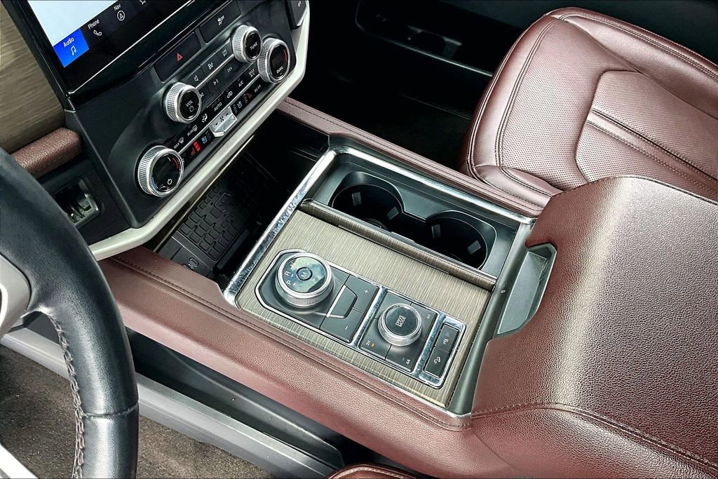 Used 2023 Ford Expedition Limited image 17