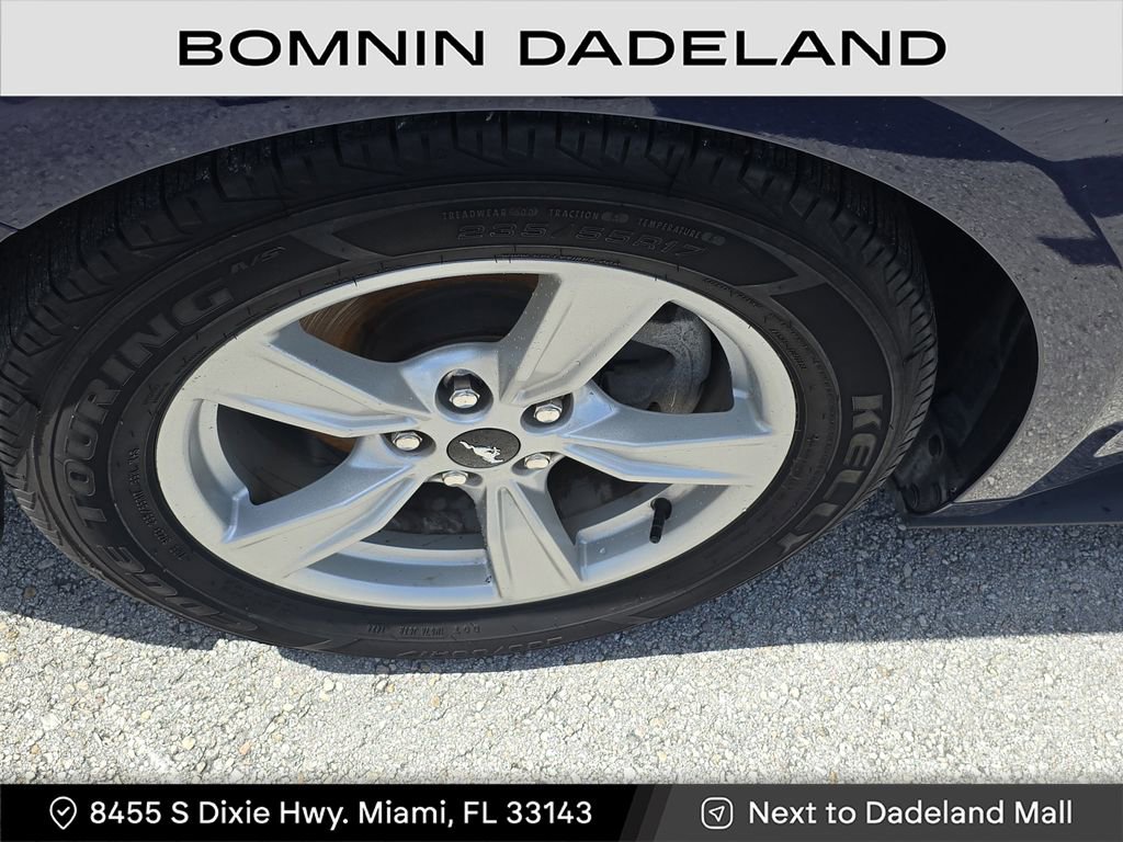 Used 2020 Ford Mustang Convertible image 10