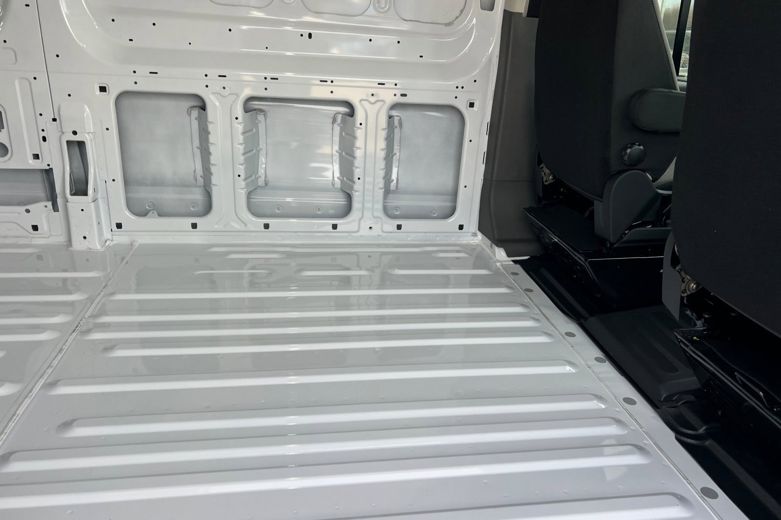 New 2025 Ford Transit 250 Low Roof AWD image 10