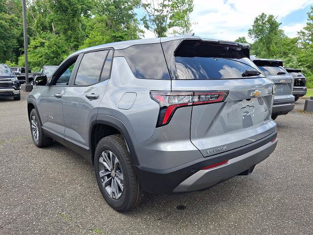 New 2026 Chevrolet Equinox LT w/ Safety and Technology Package FWD image 3