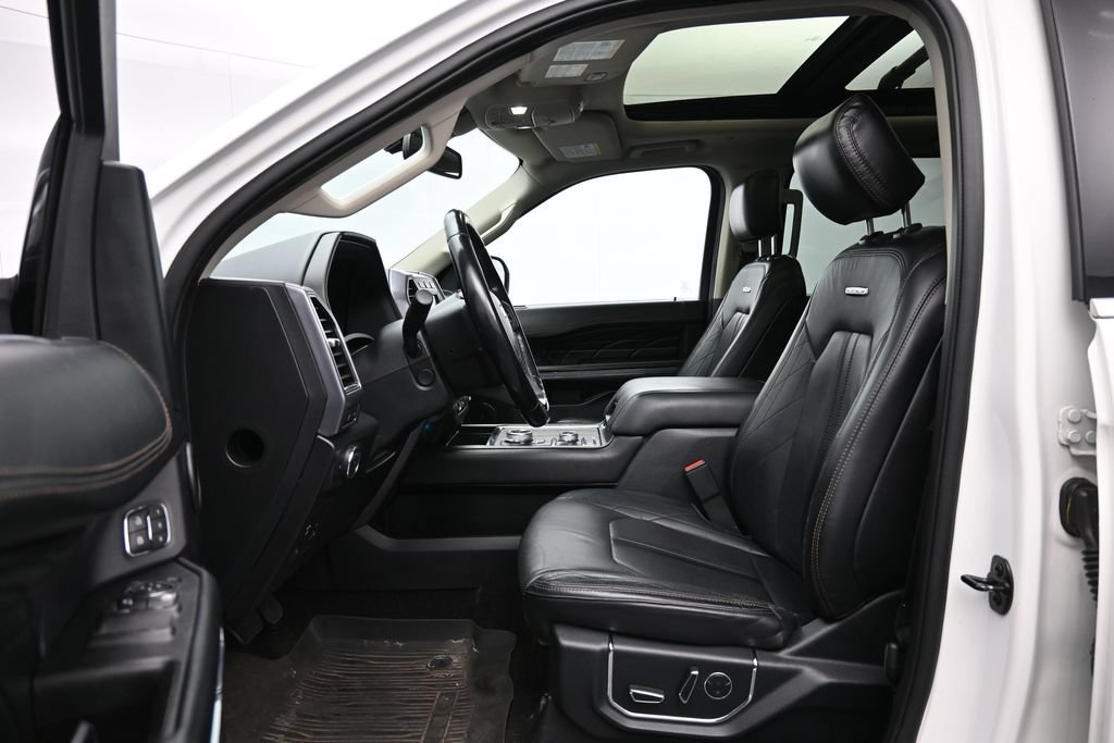 Used 2020 Ford Expedition Max Platinum AWD/4WD image 23