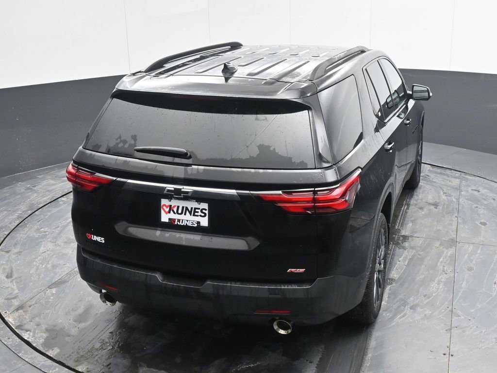Used 2023 Chevrolet Traverse RS image 35