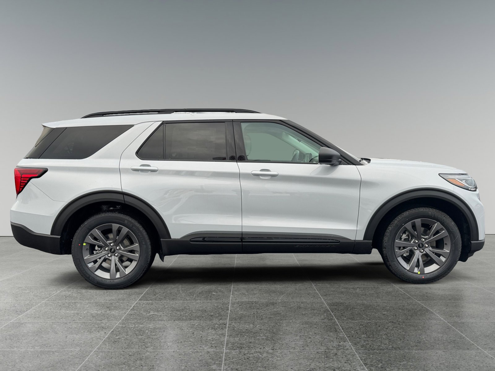 New 2026 Ford Explorer Active w/ Active Comfort Package AWD/4WD image 6