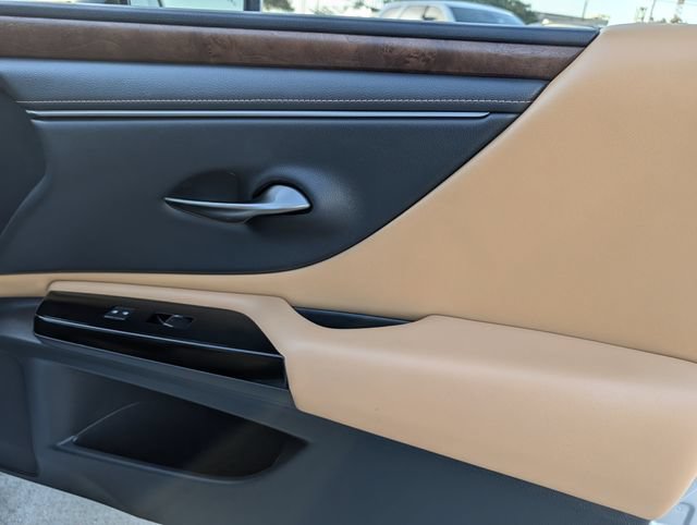 Used 2022 Lexus ES 350 w/ Premium Package FWD image 35