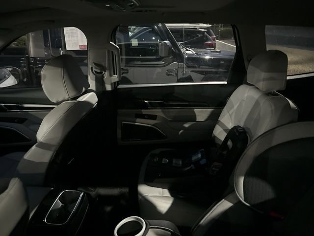 Certified 2025 Kia Telluride S FWD image 10