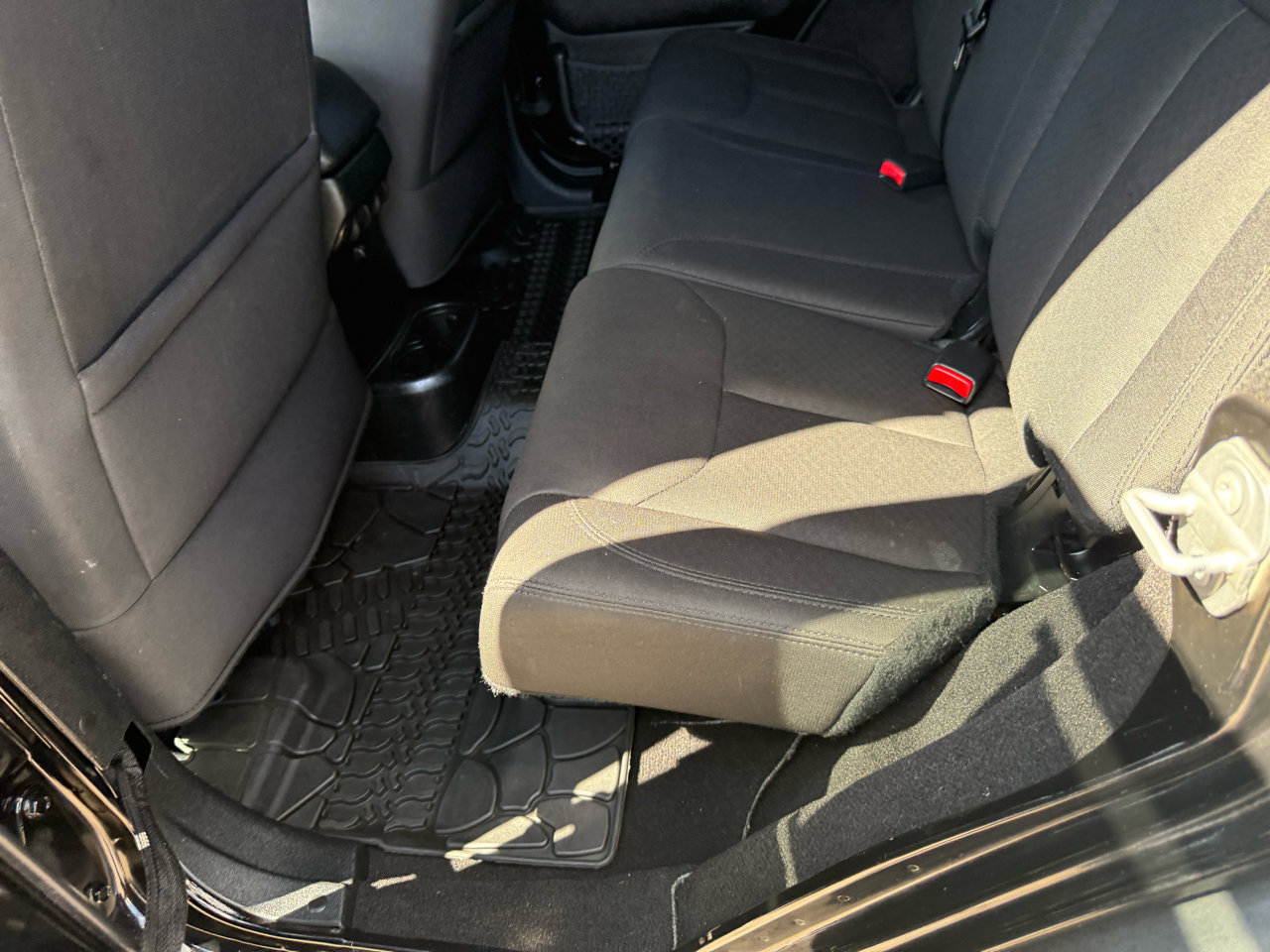 Used 2017 Jeep Wrangler Unlimited Sport w/ Quick Order Package 24S image 41